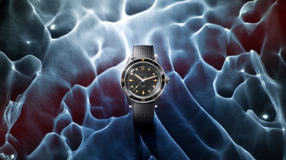 Baltic Aquascaphe Classic Black Gilt