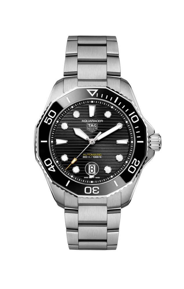 TAG Heuer Aquaracer Professional 300 Date 43 mm (black, bracelet)