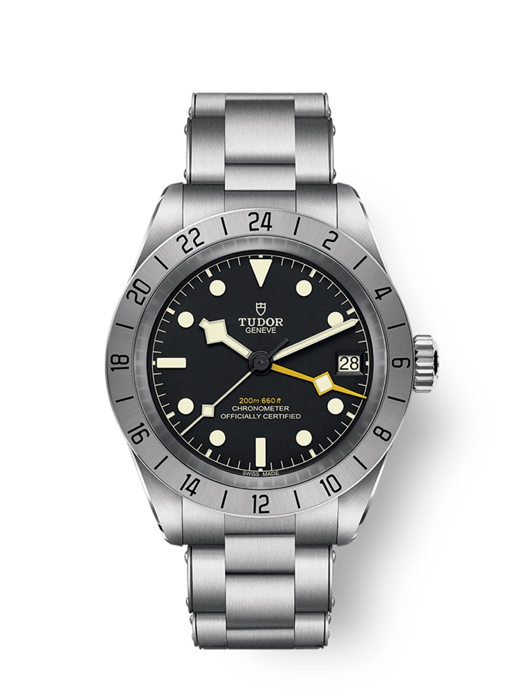 Tudor Black Bay Pro (rivet bracelet)